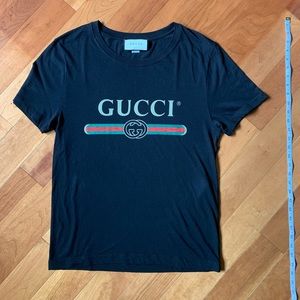 Gucci Logo Black T-Shirt in Men’s XS